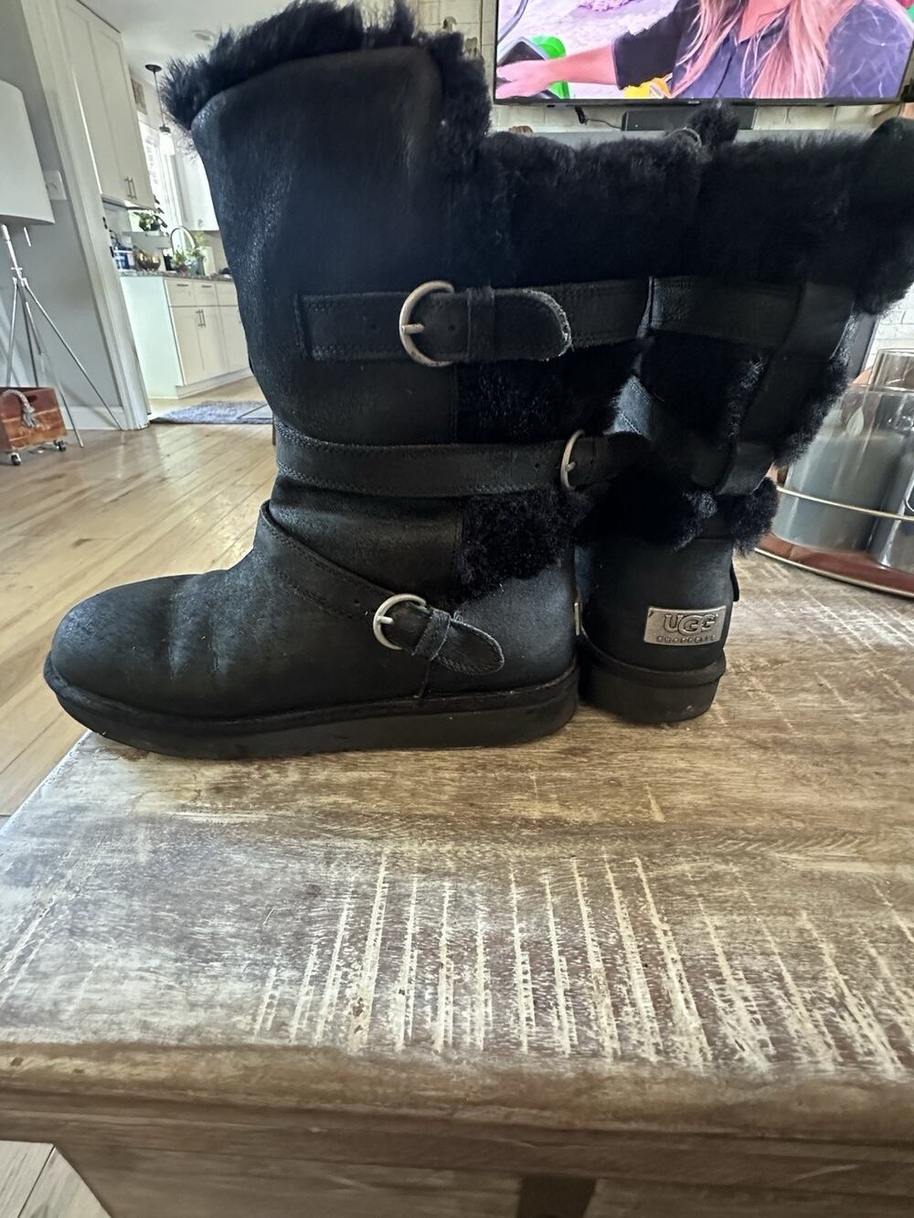 UGG Women's Becket Black Leather Boots 1005380 Moto Size 10
